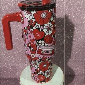 ❤️ Floral Red and Pink Tumbler - mixed tape